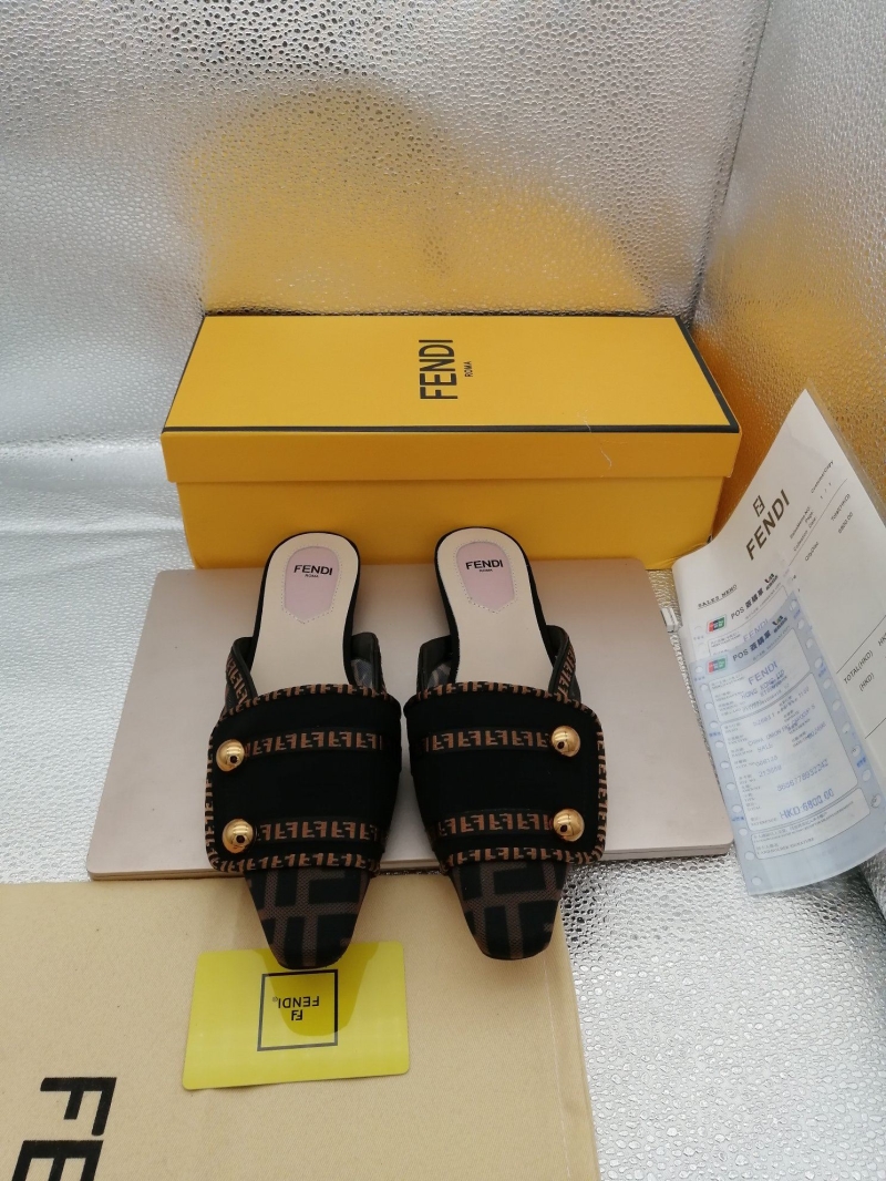 Fendi Slippers